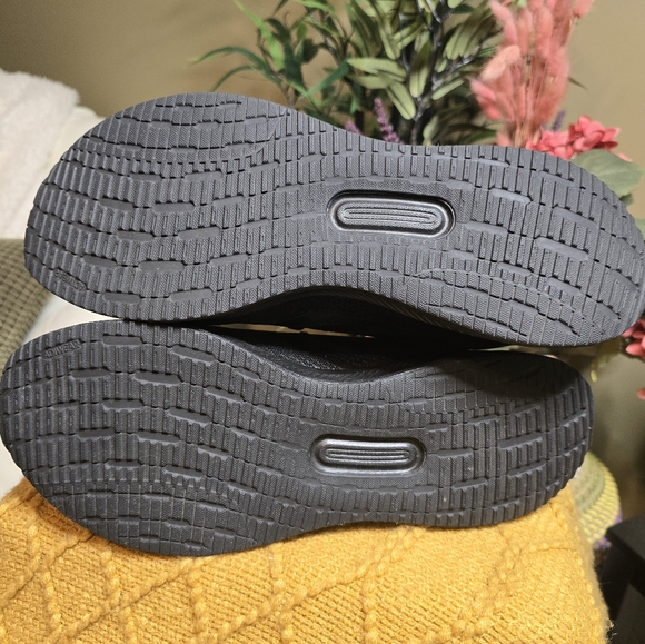 Adidas Runfalcon 5 W/ cloudfoam, Men's size 12, Black - Picture 5 of 7